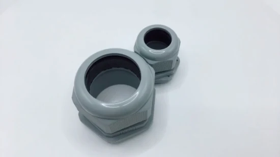 Top Quality IP68 Waterproof Plastic Nylon Cable Gland with Locknuts